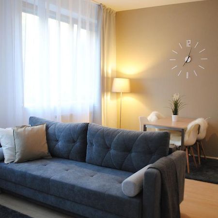 Apartment Centrum + Parking Olomouc Luaran gambar