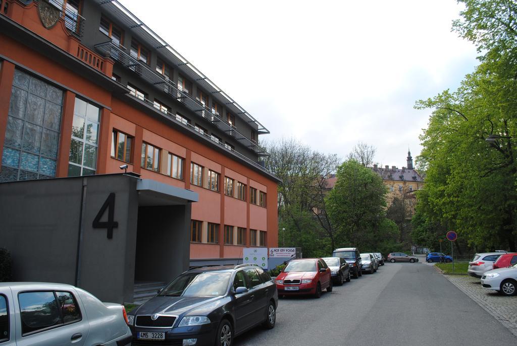 Apartment Centrum + Parking Olomouc Luaran gambar