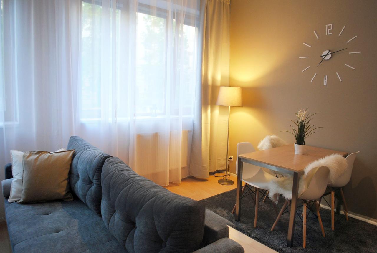 Apartment Centrum + Parking Olomouc Luaran gambar