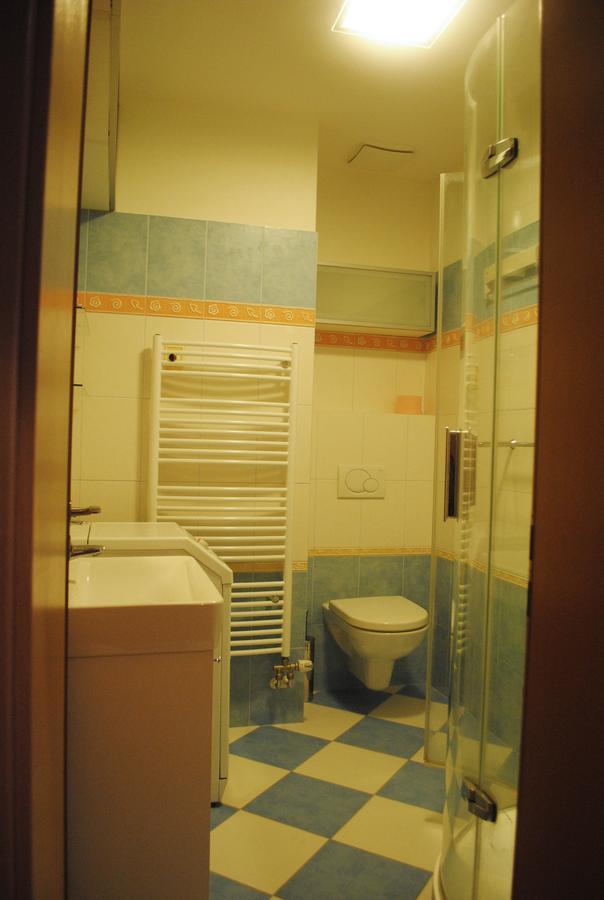 Apartment Centrum + Parking Olomouc Luaran gambar